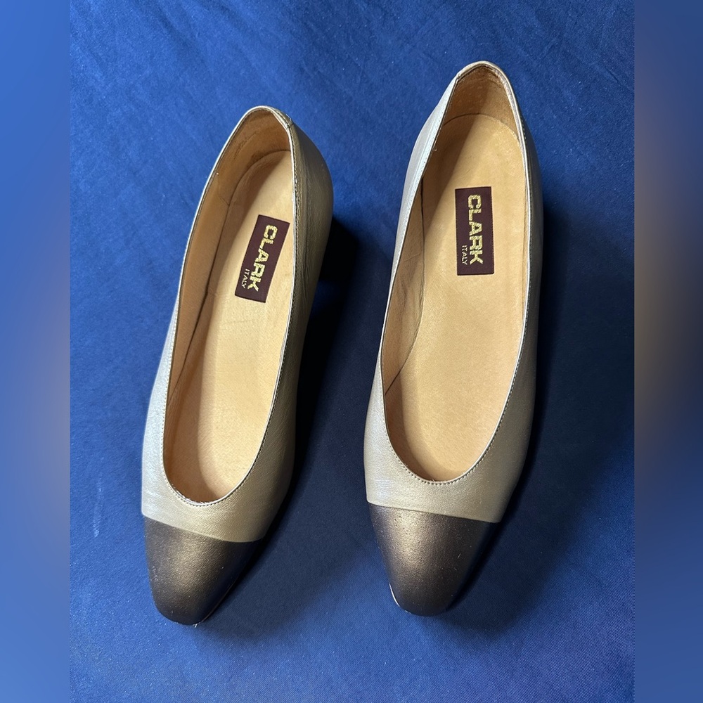 ✅ 3 for $25 or purchase separately Women's size 10 Two-Tone Leather Toed Flats